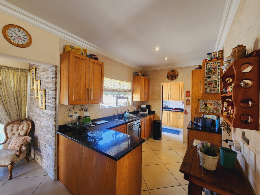 3 Bedroom Property for Sale in Grimbeeck Park North West